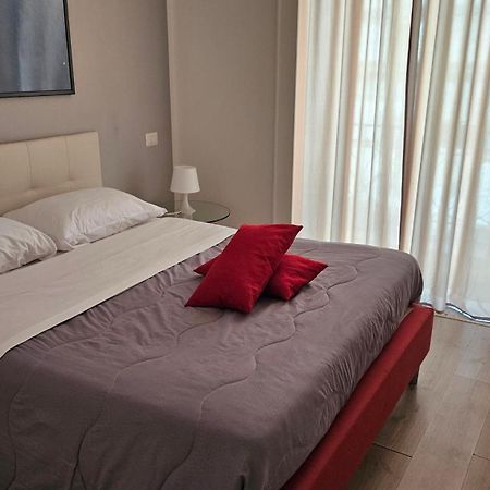 Апартаменты Casa House 381 Неаполь Экстерьер фото
